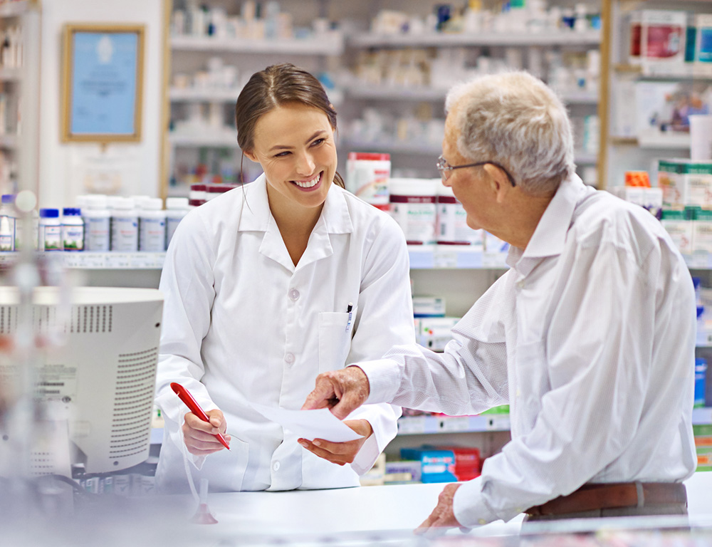 female pharmacy tech